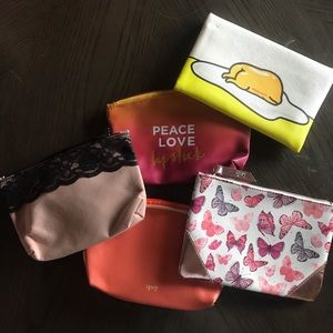 5 small make up bags